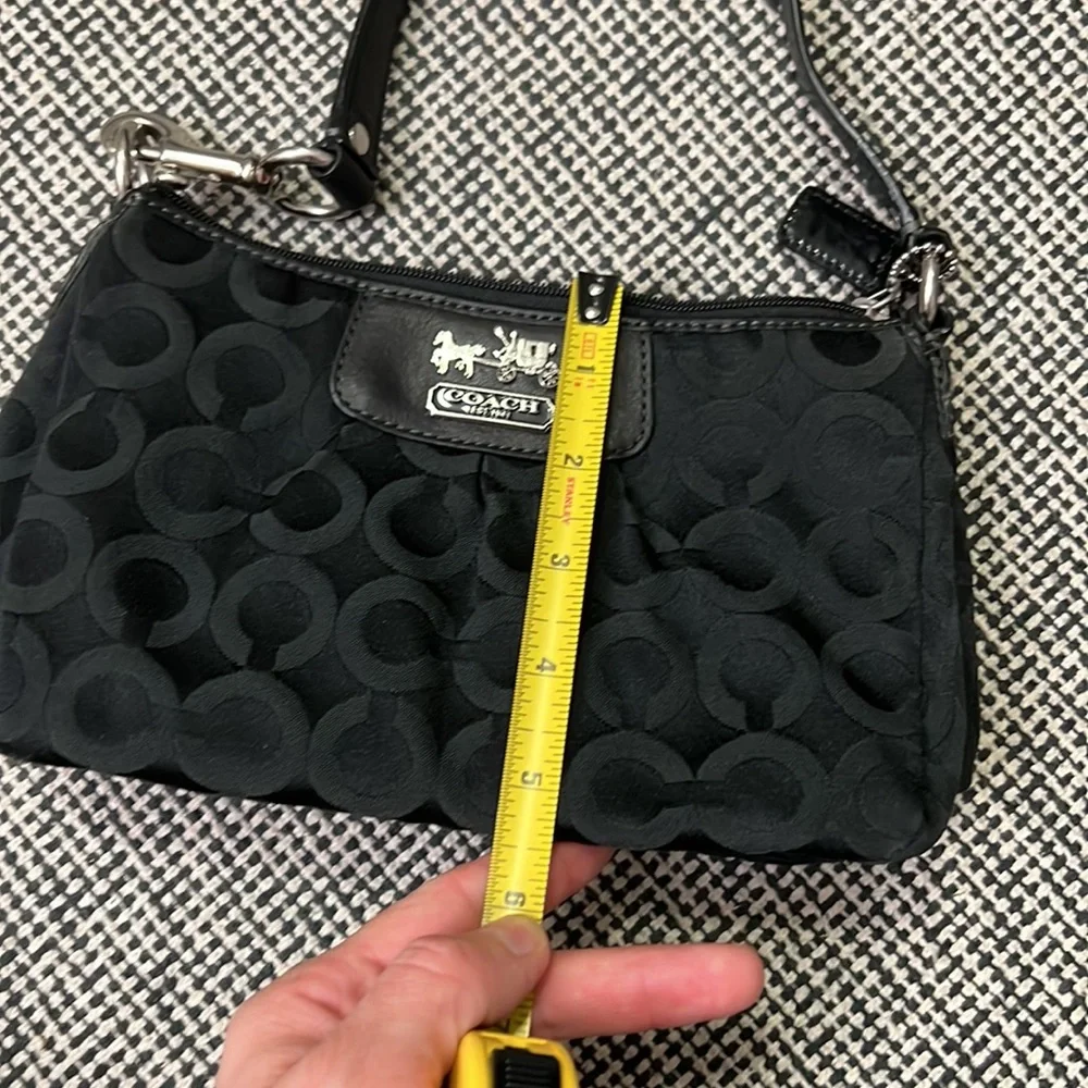 Coach women wristlet /small bag no 41991 - Picture 7 of 9